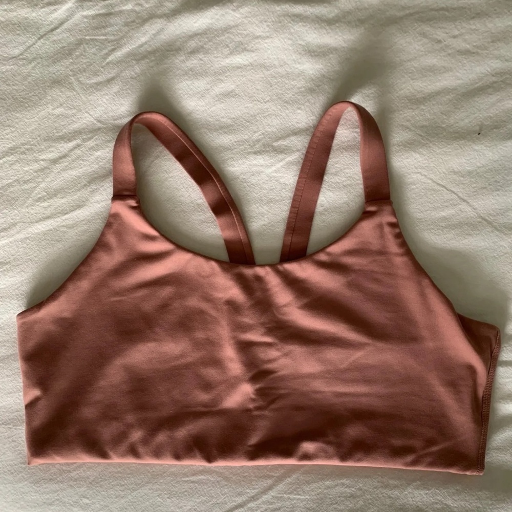 Lou V-Back Bra